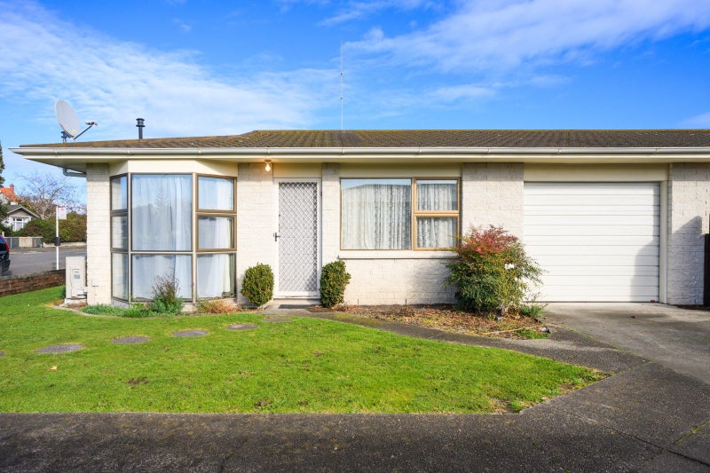 1/633 Ferguson Street, Terrace End, Palmerston North - Carousel 1