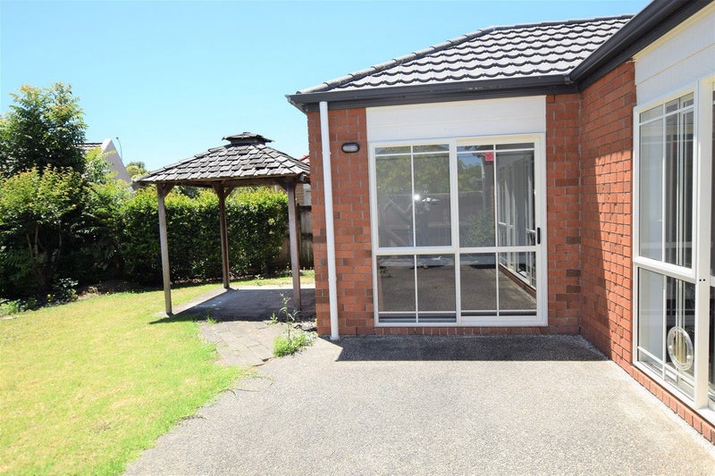 3 Hibernian Drive, Ranui, Auckland - Carousel 2