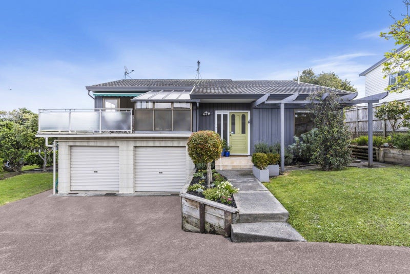 1/20 East Coast Road, Milford, Auckland - Carousel 1