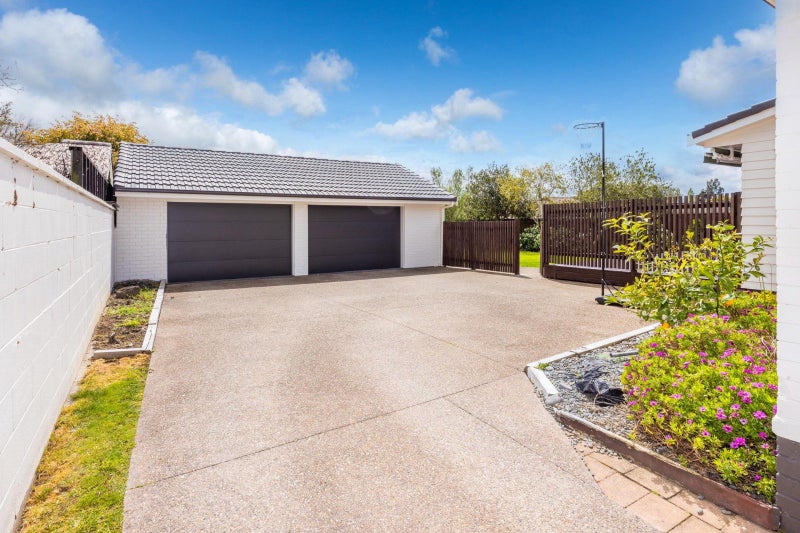 13 Donny Avenue, Chartwell, Hamilton - Carousel 2