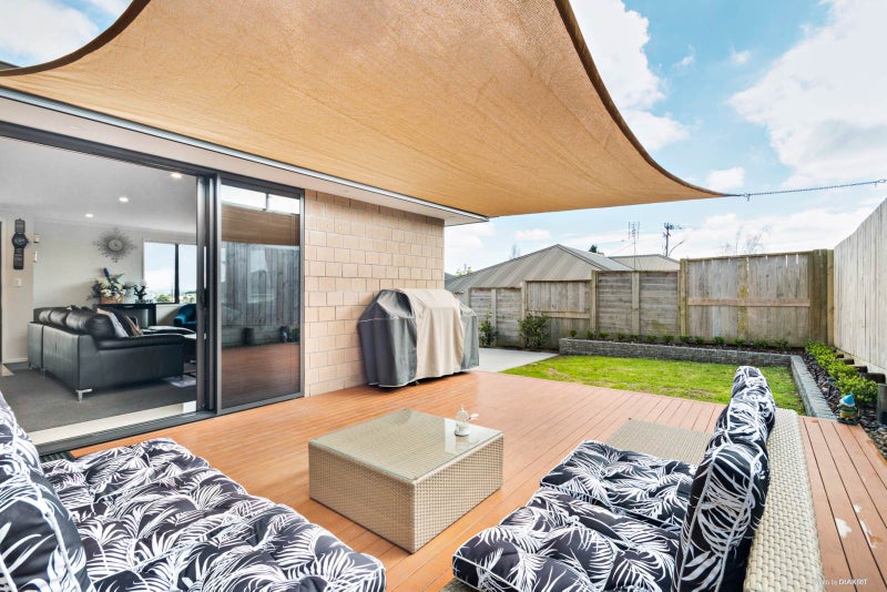 1A Park Avenue, Tuakau, Tuakau - Carousel 2