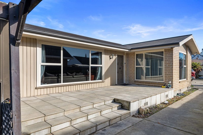 41 Burnside Crescent, Burnside, Christchurch - Carousel 2