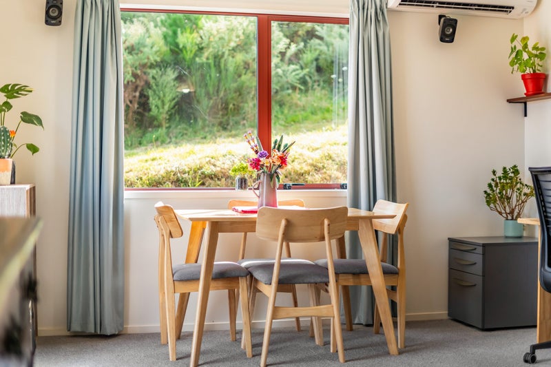 26 Omapere Street, Waitangirua, Porirua - Carousel 2