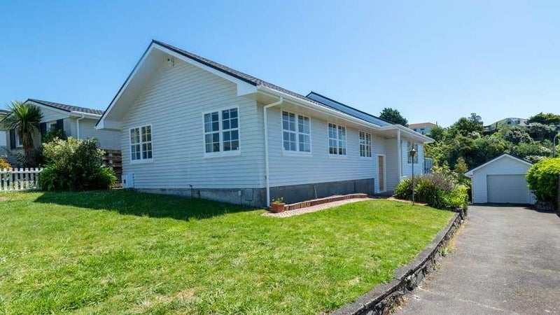 29 Cranwell Street, Churton Park, Wellington - Carousel 1
