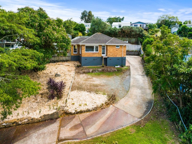 35 Ogle Crescent, Kamo, Whangarei - Carousel 2