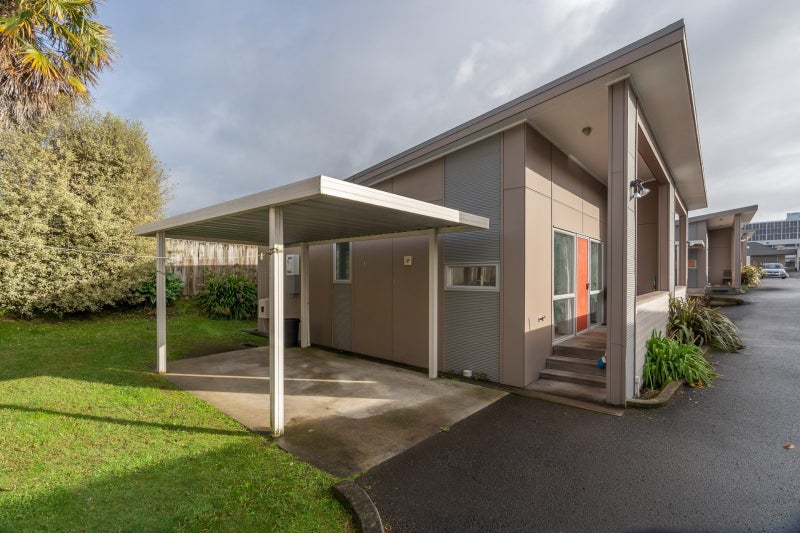 20G Lorne Street, Melville, Hamilton - Carousel 1