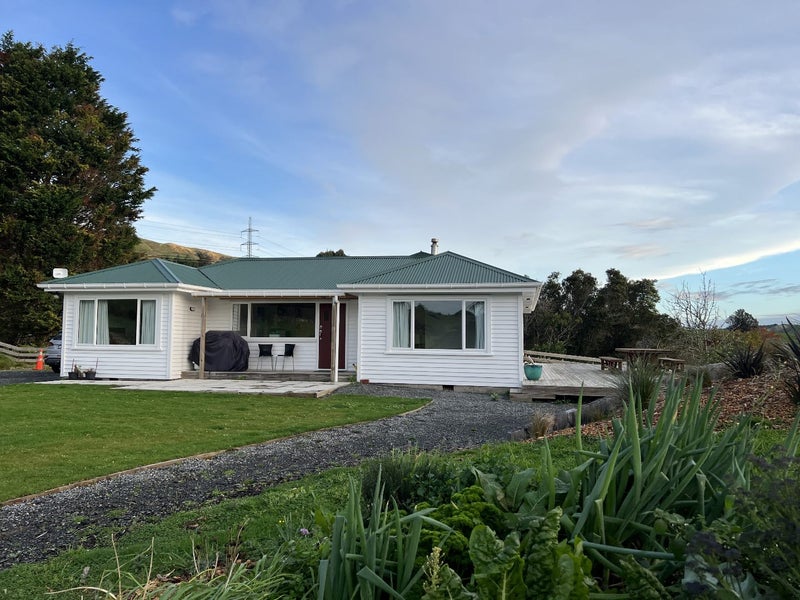 53 Corbetts Road, Manakau, Otaki - Carousel 1