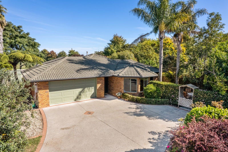 20 Greenough Place, Rototuna, Hamilton - Carousel 2