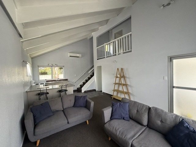 4/51A Avenue Road, Greenmeadows, Napier - Carousel 2