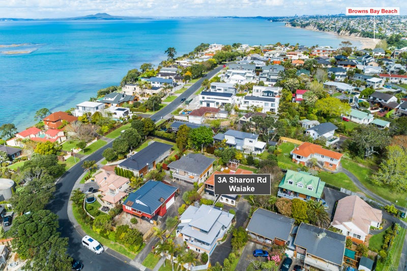 1/3 Sharon Road, Waiake, Auckland - Carousel 2