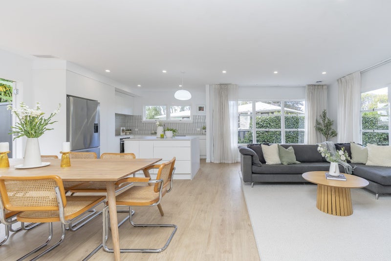 3 Kenley Place, Avondale, Auckland - Carousel 2