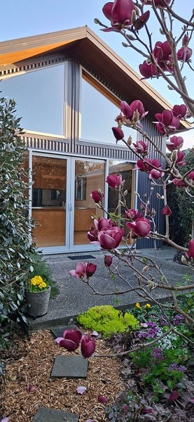 9 Pitt Street, Maitai, Nelson - Carousel 1