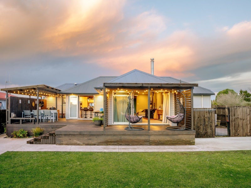 29 Balmerino Crescent, Pukete, Hamilton - Carousel 1