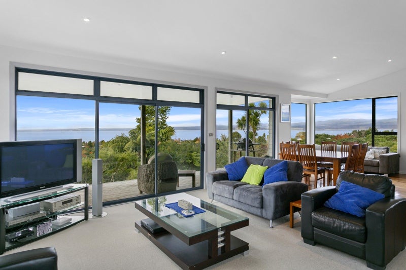 10 Te Waaka Terrace, Kuratau, Tūrangi - Carousel 2