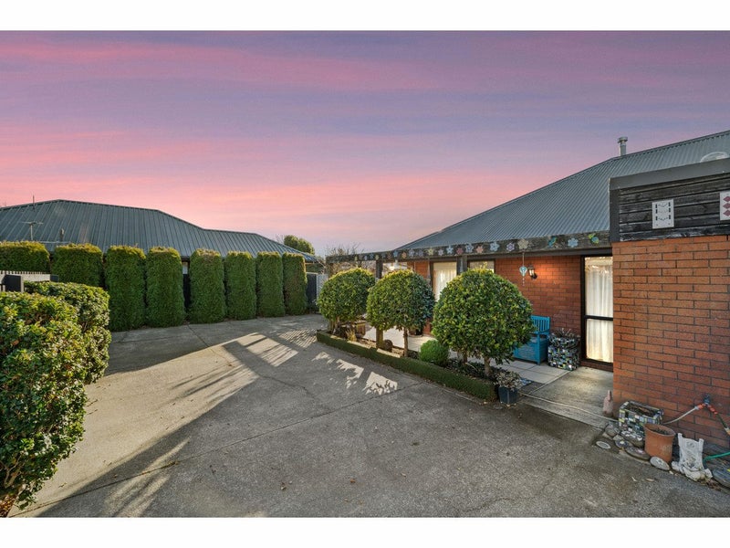 2/2 Fountainhead Lane, Hillmorton, Christchurch - Carousel 22