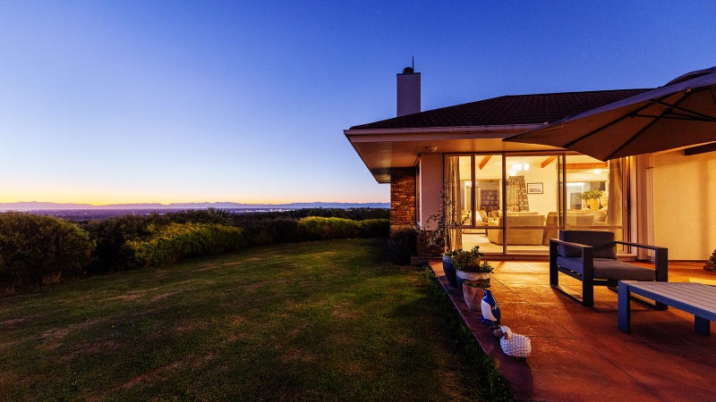 1 Watlings Place, Kennedys Bush, Christchurch - Carousel 2