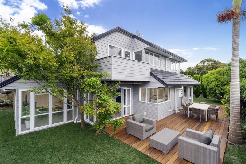 3/24 Corunna Road, Milford, Auckland - Carousel 2