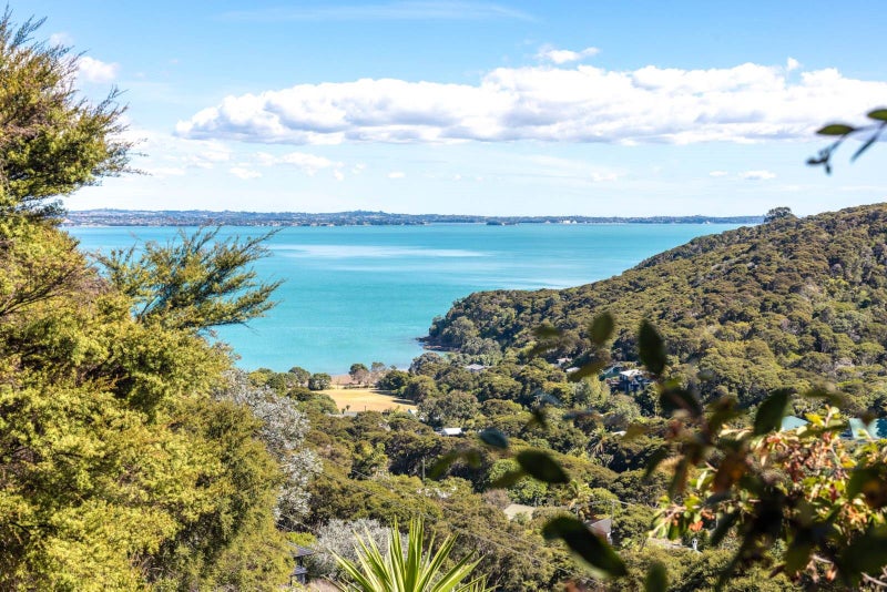 20 Okoka Road, Ōmiha, Waiheke Island - Carousel 2