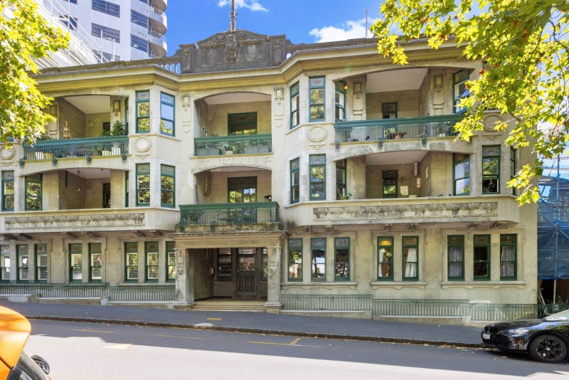 4/9 Parliament Street, Auckland Central, Auckland - Carousel 1