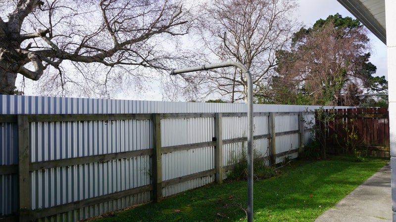 11 Clendon Court, Roslyn, Palmerston North - Carousel 16