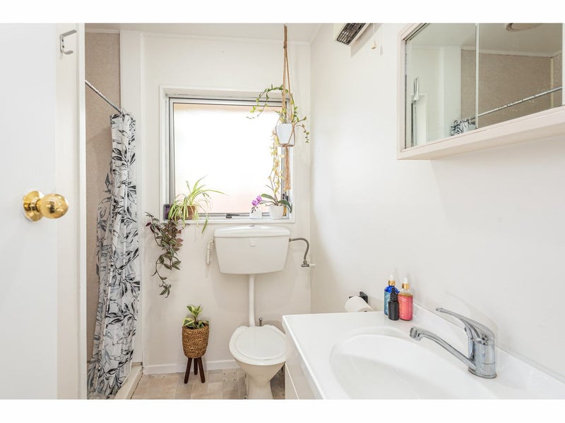 1A Islay Place, Woolston, Christchurch - Carousel 12