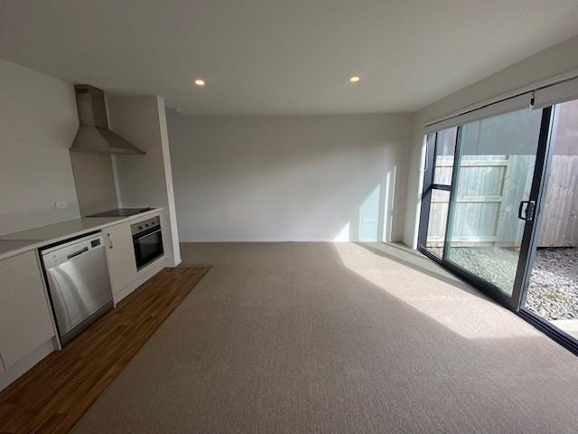 2/17 OWENS PLACE, Mount Maunganui, Mount Maunganui - Carousel 1