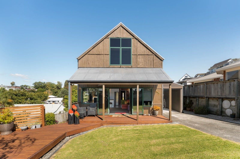 11 Newark Close, Gate Pa, Tauranga - Carousel 2