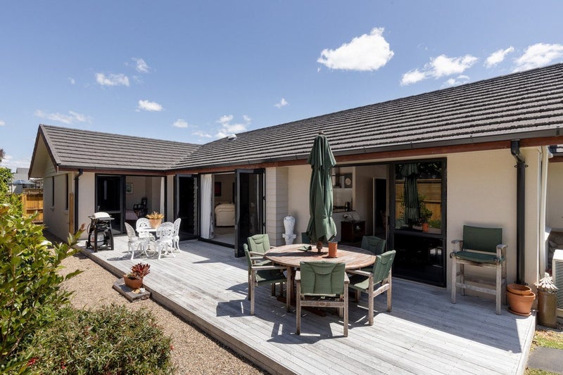 31 Brackenburn Drive, Ohauiti, Tauranga - Carousel 2