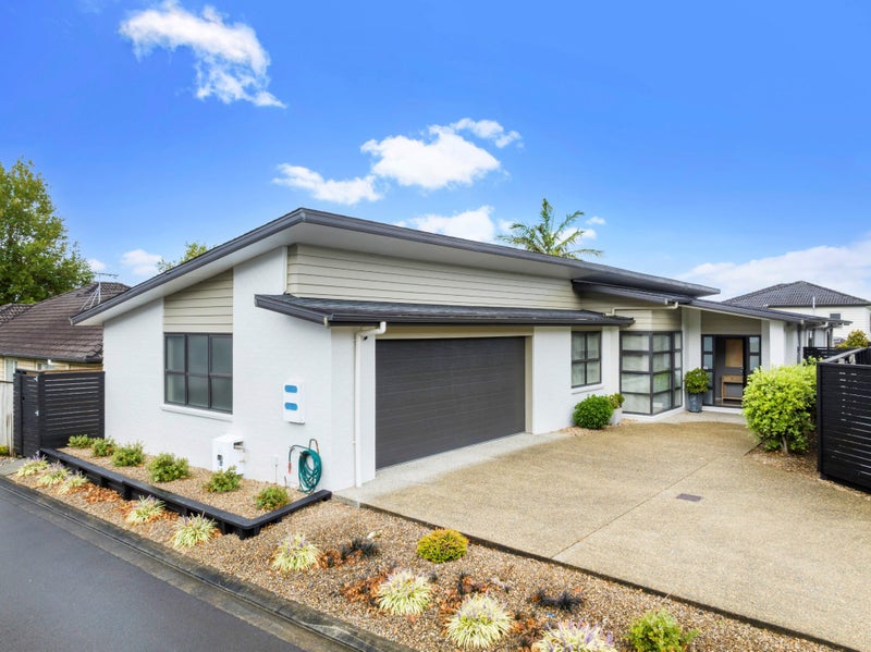 6 Citron Court, Flat Bush, Auckland - Carousel 1