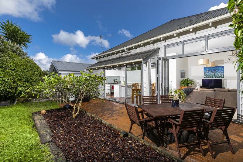 20 Maxwell Avenue, Grey Lynn, Auckland - Carousel 2