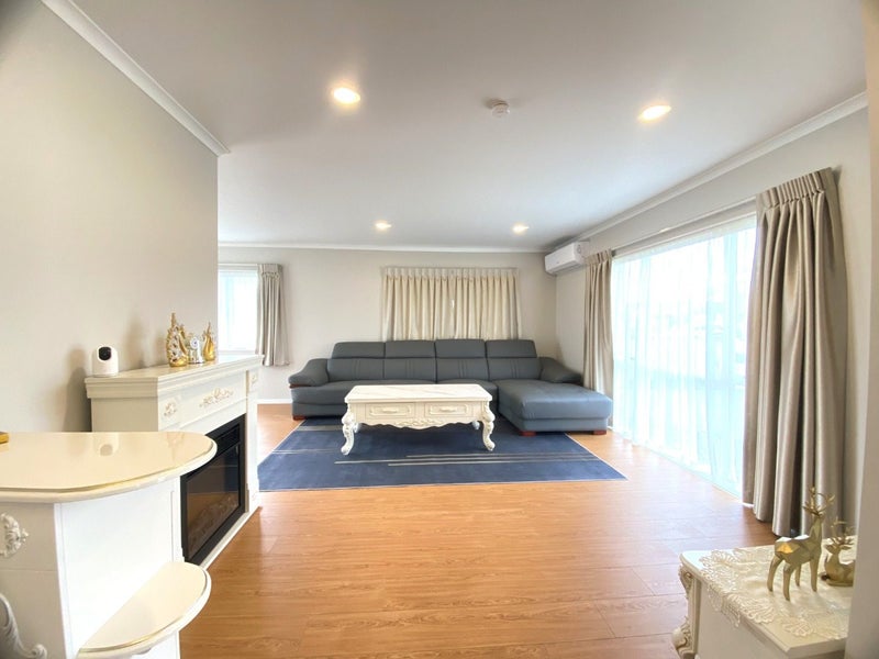 9 Caragh Place, East Tamaki, Auckland - Carousel 2