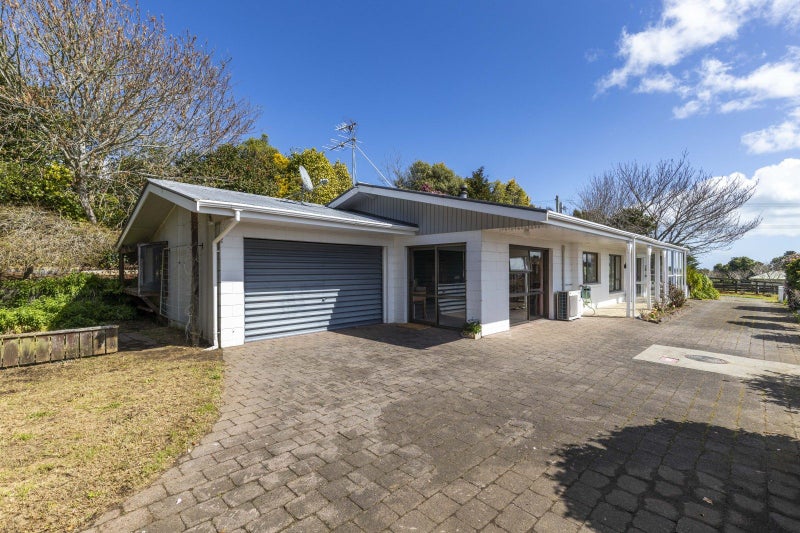 217 Smart Road, Hillsborough, New Plymouth - Carousel 1