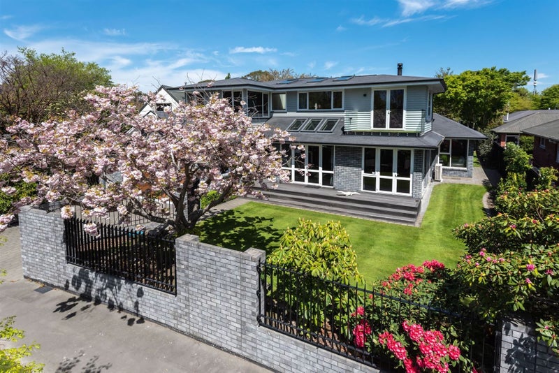 4 Winslow Street, Burnside, Christchurch - Carousel 2