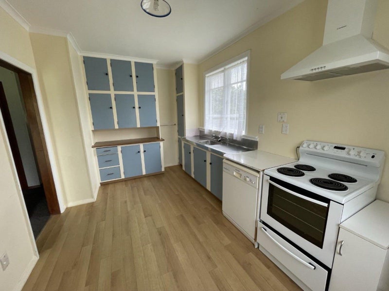 24 Toi Street, Tawhero, Whanganui - Carousel 2