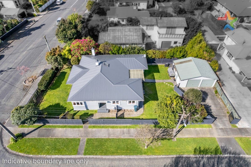 22 Fuller Grove, Woburn, Lower Hutt - Carousel 1