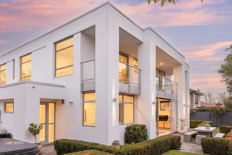 8 Pewter Place, Northwood, Christchurch - Carousel 26