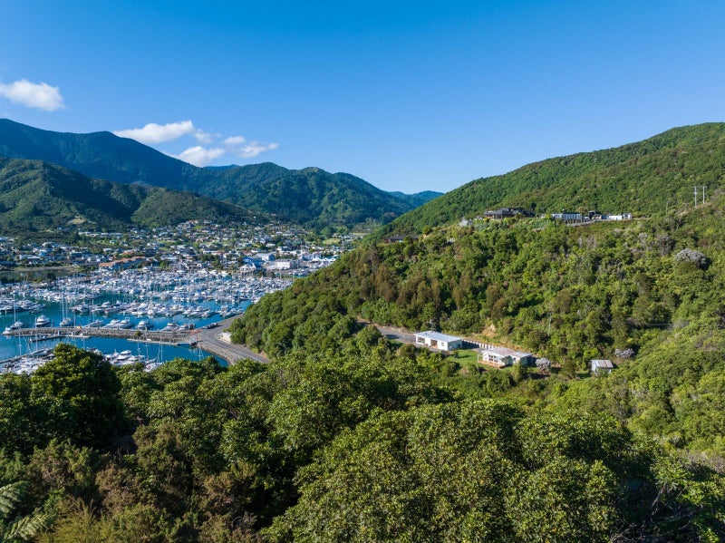 45/55 Marina Drive, Waikawa, Picton - Carousel 1