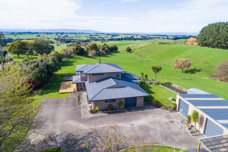 695 Sandon Road, Halcombe, Feilding - Carousel 2