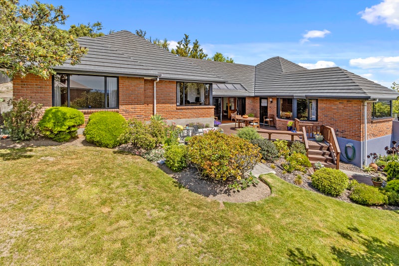 81 Penruddock Rise, Westmorland, Christchurch - Carousel 1