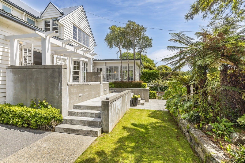 21 Fancourt Street, Karori, Wellington - Carousel 2