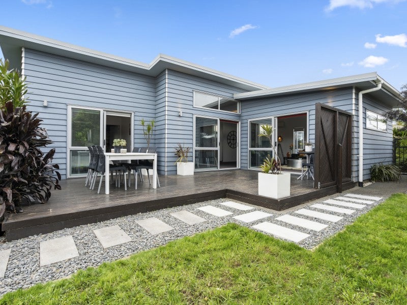 8C Joshua Place, Bell Block, New Plymouth - Carousel 2