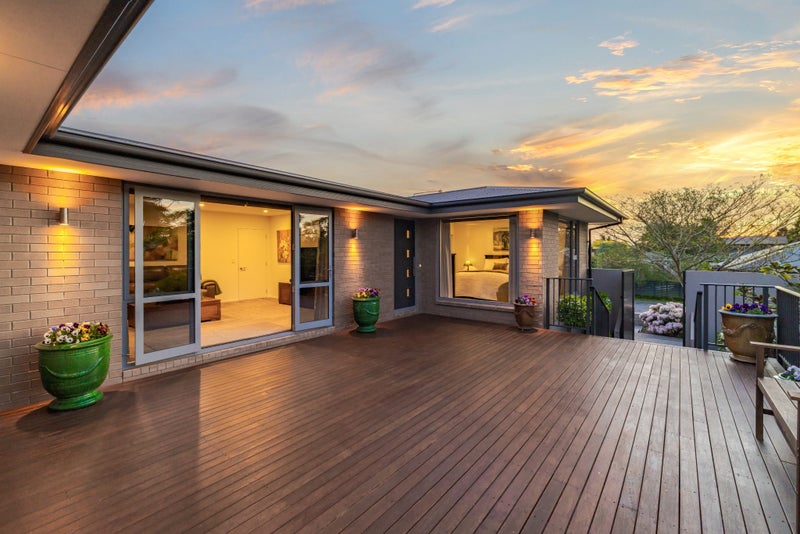 12 Condell Avenue, Papanui, Christchurch - Carousel 2