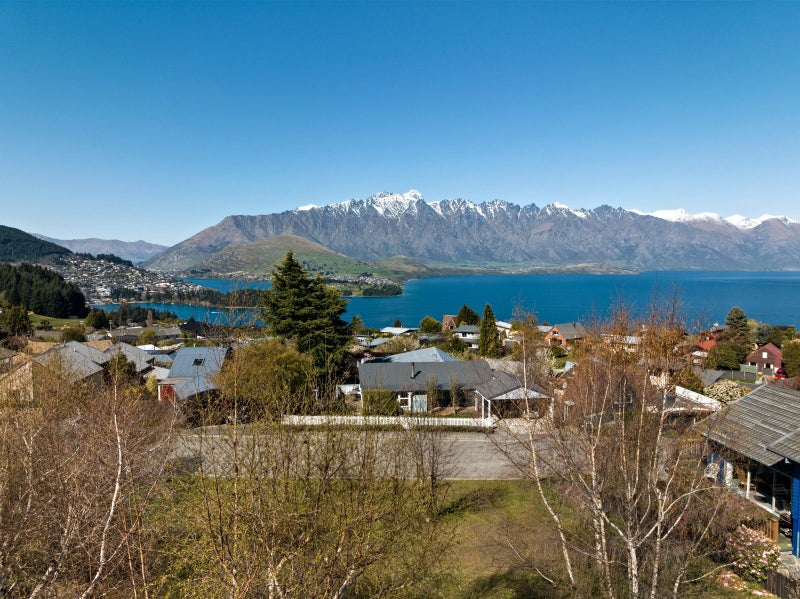 14 Avalon Crescent, Fernhill, Queenstown - Carousel 2