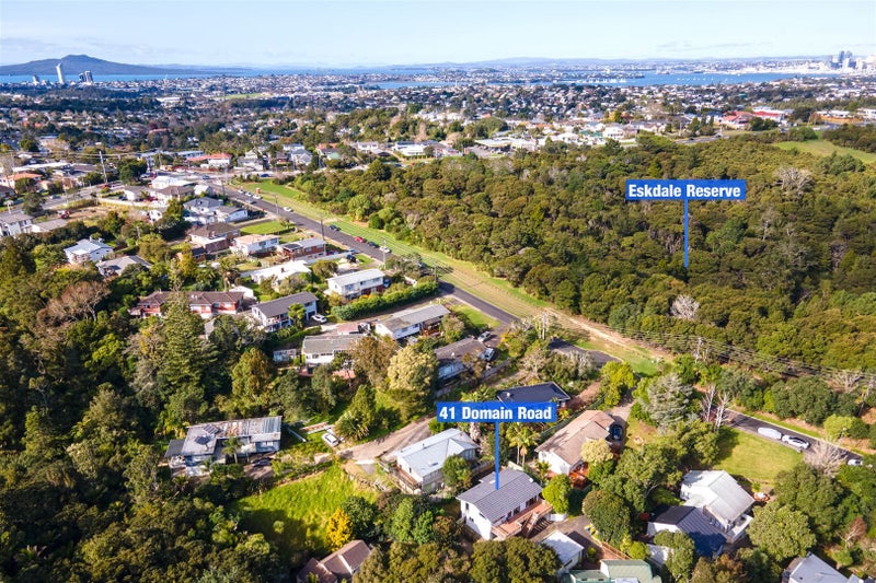 1/41 Domain Road, Glenfield, Auckland - Carousel 22