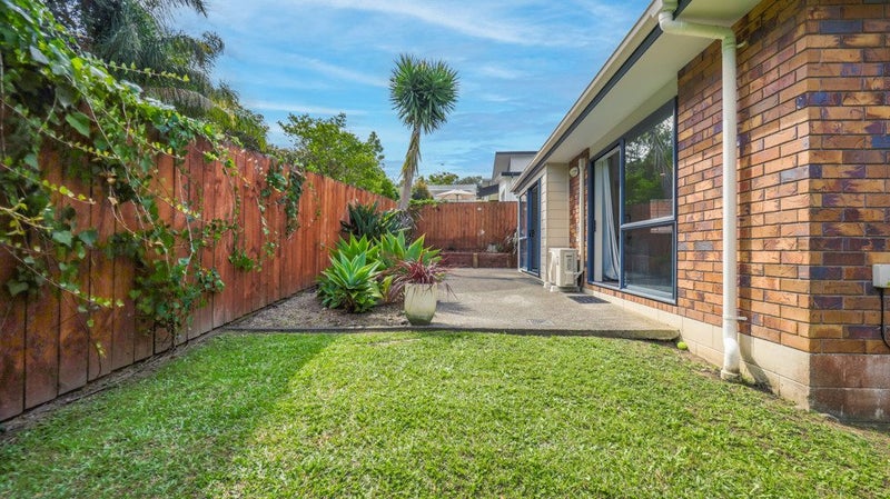 124B Brian Crescent, Stanmore Bay, Whangaparaoa - Carousel 2