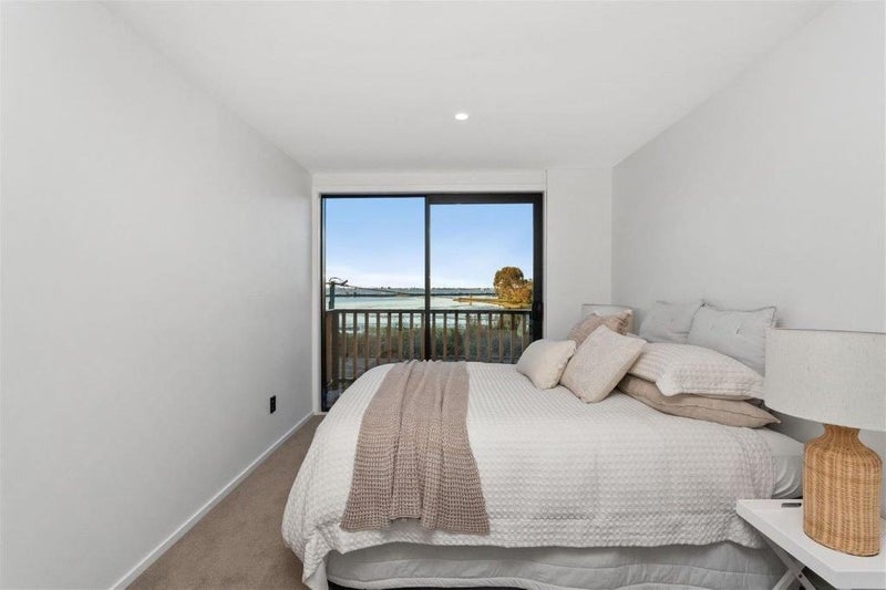 2/80 McCormacks Bay Road, Mount Pleasant, Christchurch - Carousel 10