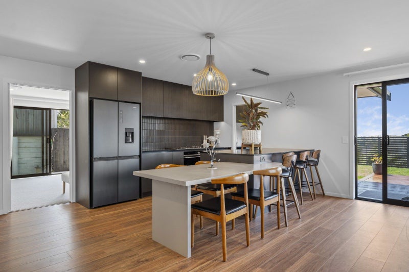 40 Barrett Road, Whalers Gate, New Plymouth - Carousel 2