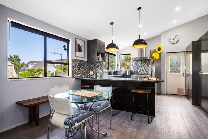 77 Eskdale Road, Papakowhai, Porirua - Carousel 2