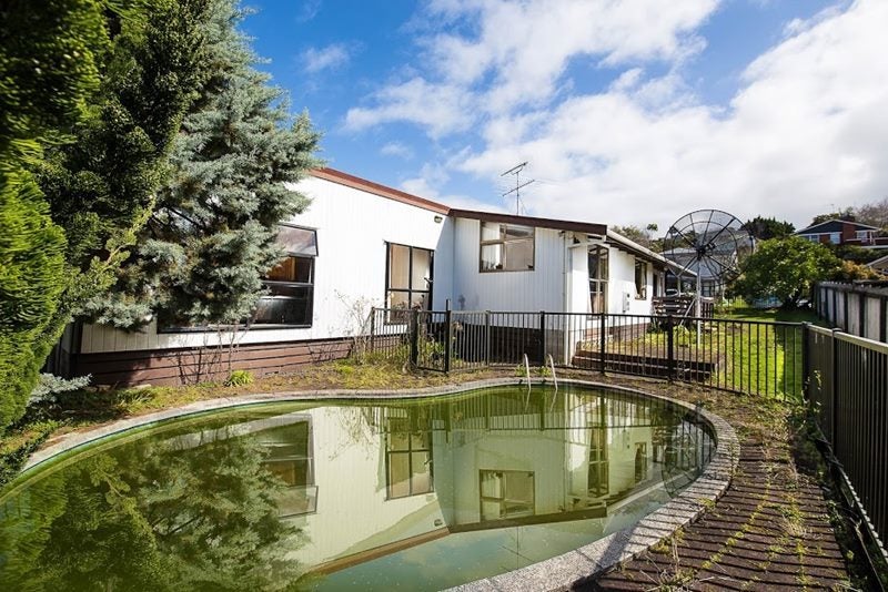 8 Keldale Place, Forrest Hill, Auckland - Carousel 2
