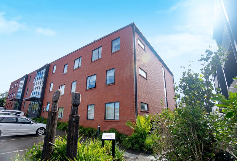 108/340 Onehunga Mall, Onehunga, Auckland - Carousel 1